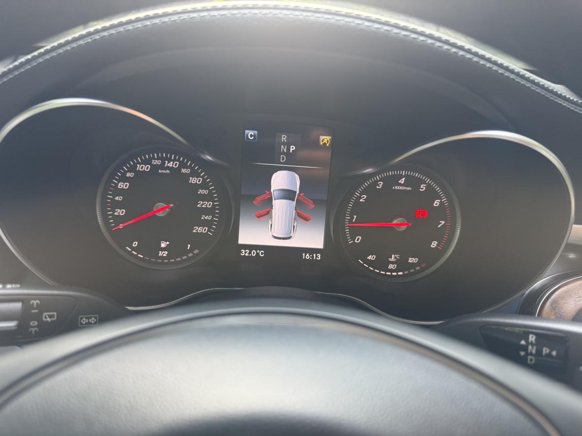 Mercedes-Benz GLC 2018 thumb 12