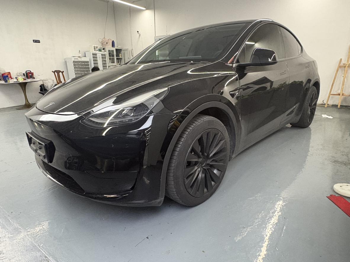 Tesla Model Y 2022 thumb 12