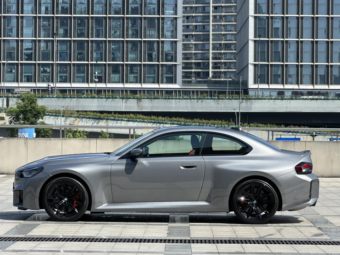 BMW M2 2024 thumb 2