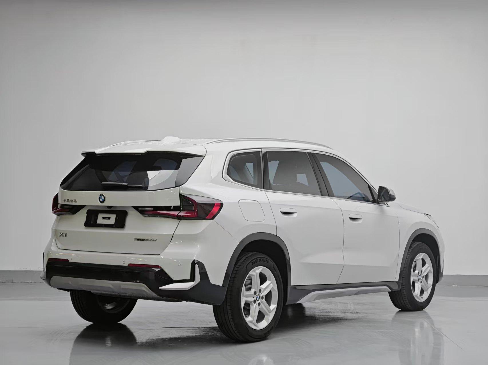 BMW X1 2023 thumb 4