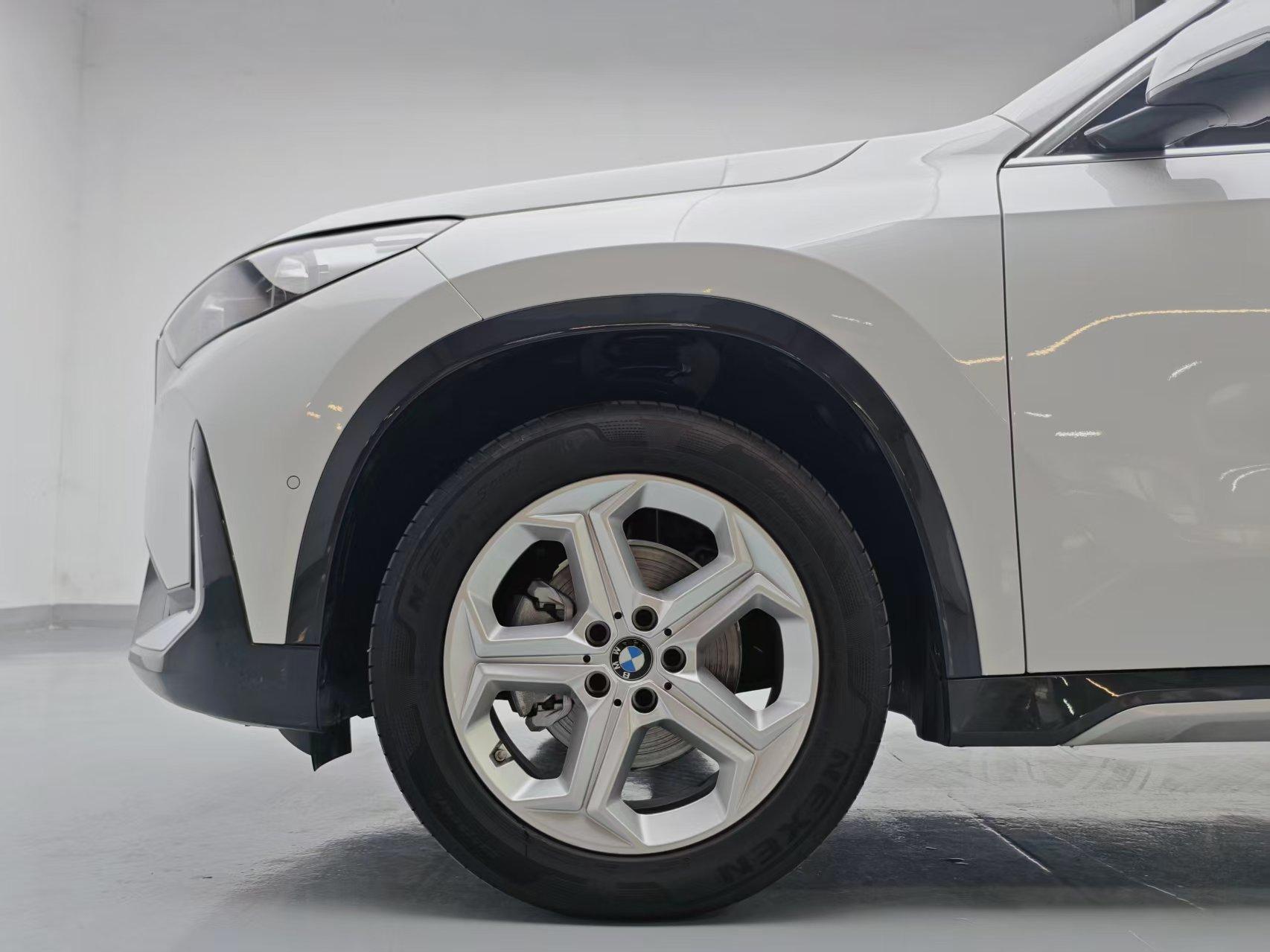 BMW X1 2023 thumb 6