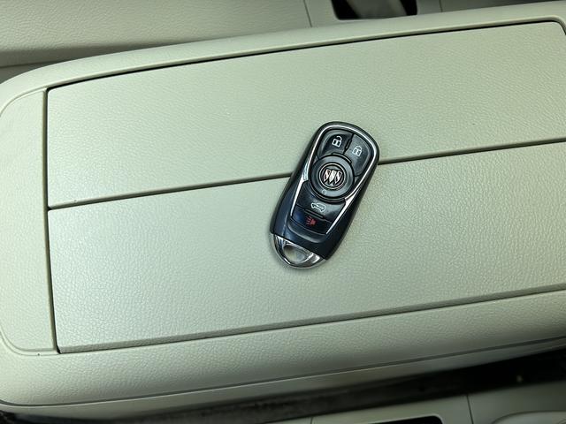 Buick GL8 2023 thumb 9