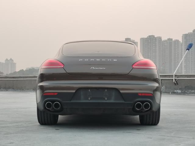 Porsche Panamera 2014 thumb 4