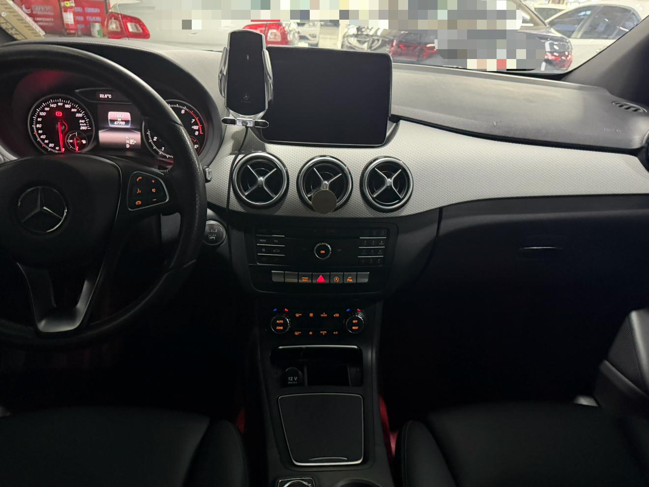 Mercedes-Benz B-Класс 2017 thumb 11
