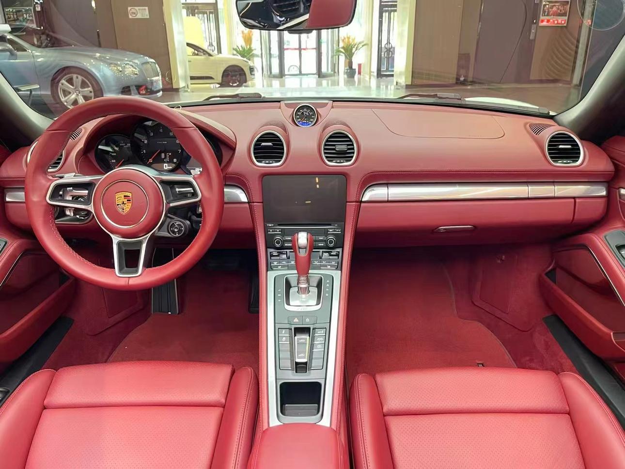 Porsche 718 2022 thumb 8