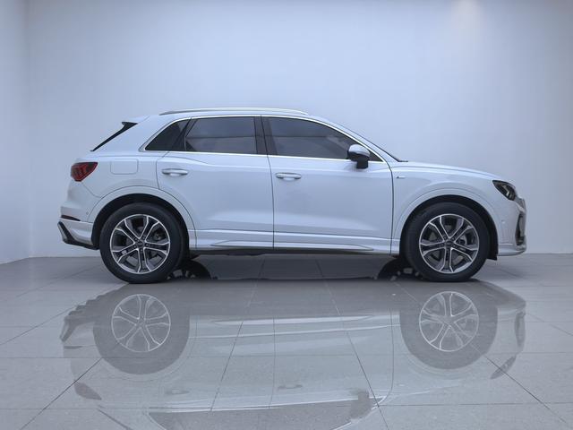 Audi Q3 2024 thumb 6