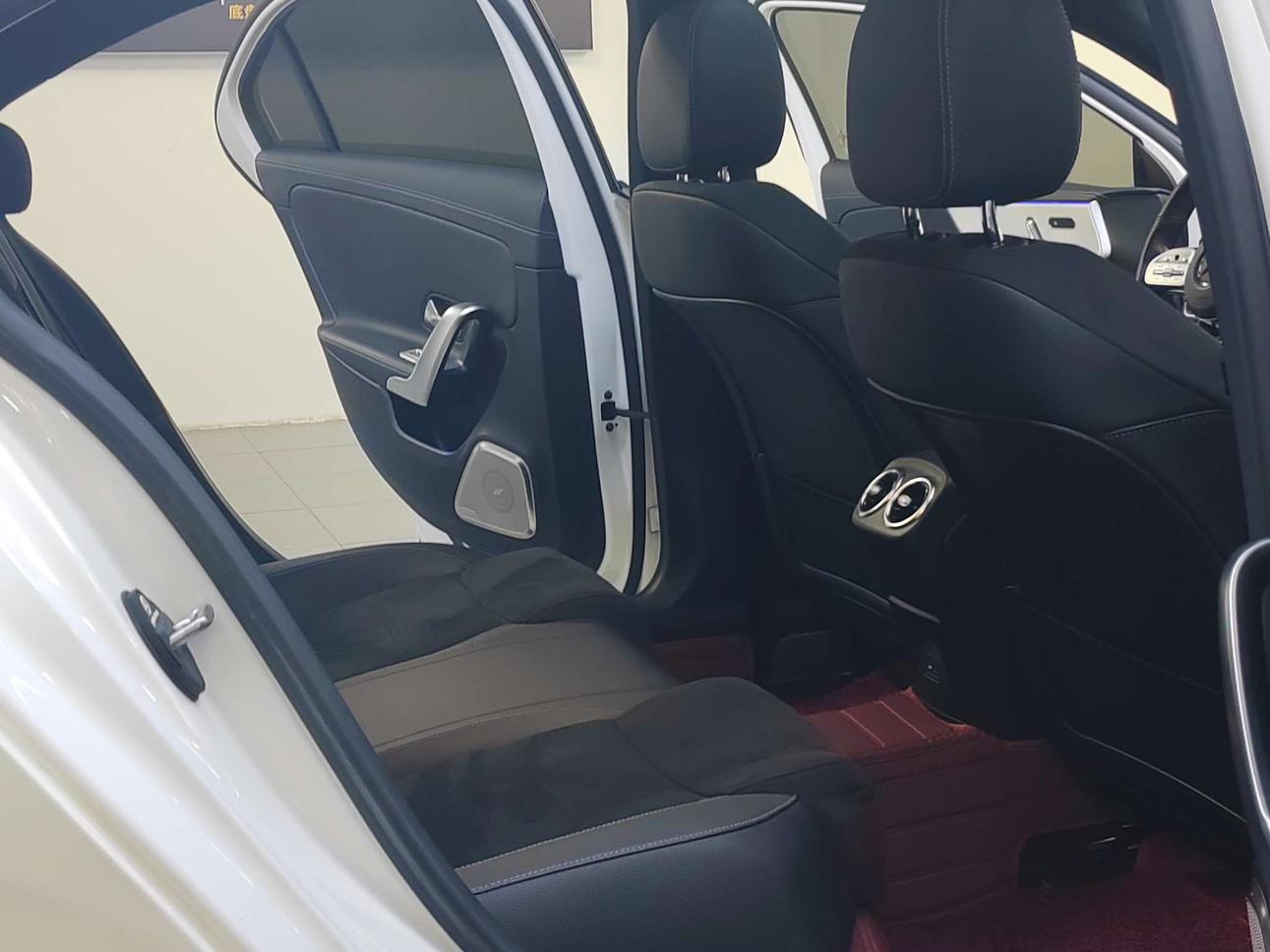 Mercedes-Benz A-Класс 2020 thumb 7
