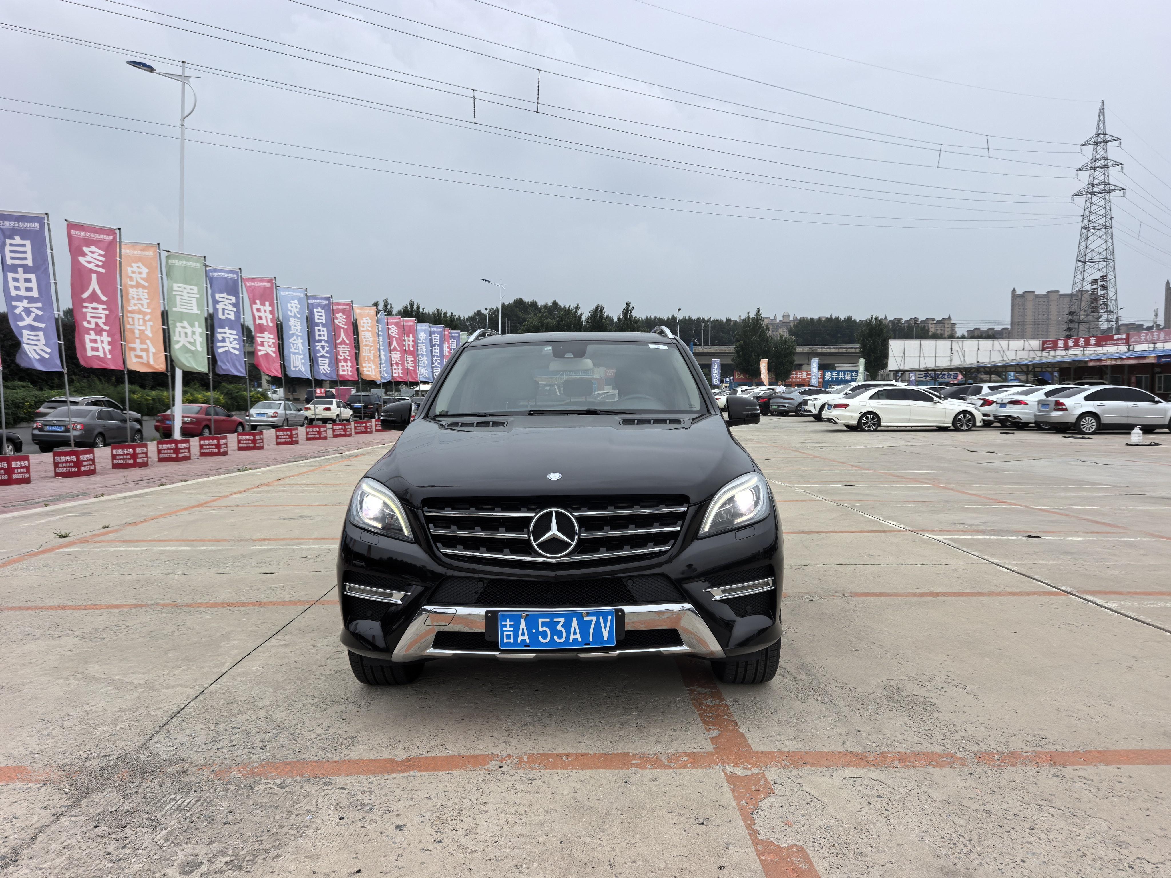 Mercedes-Benz M-Класс 2014 thumb 9