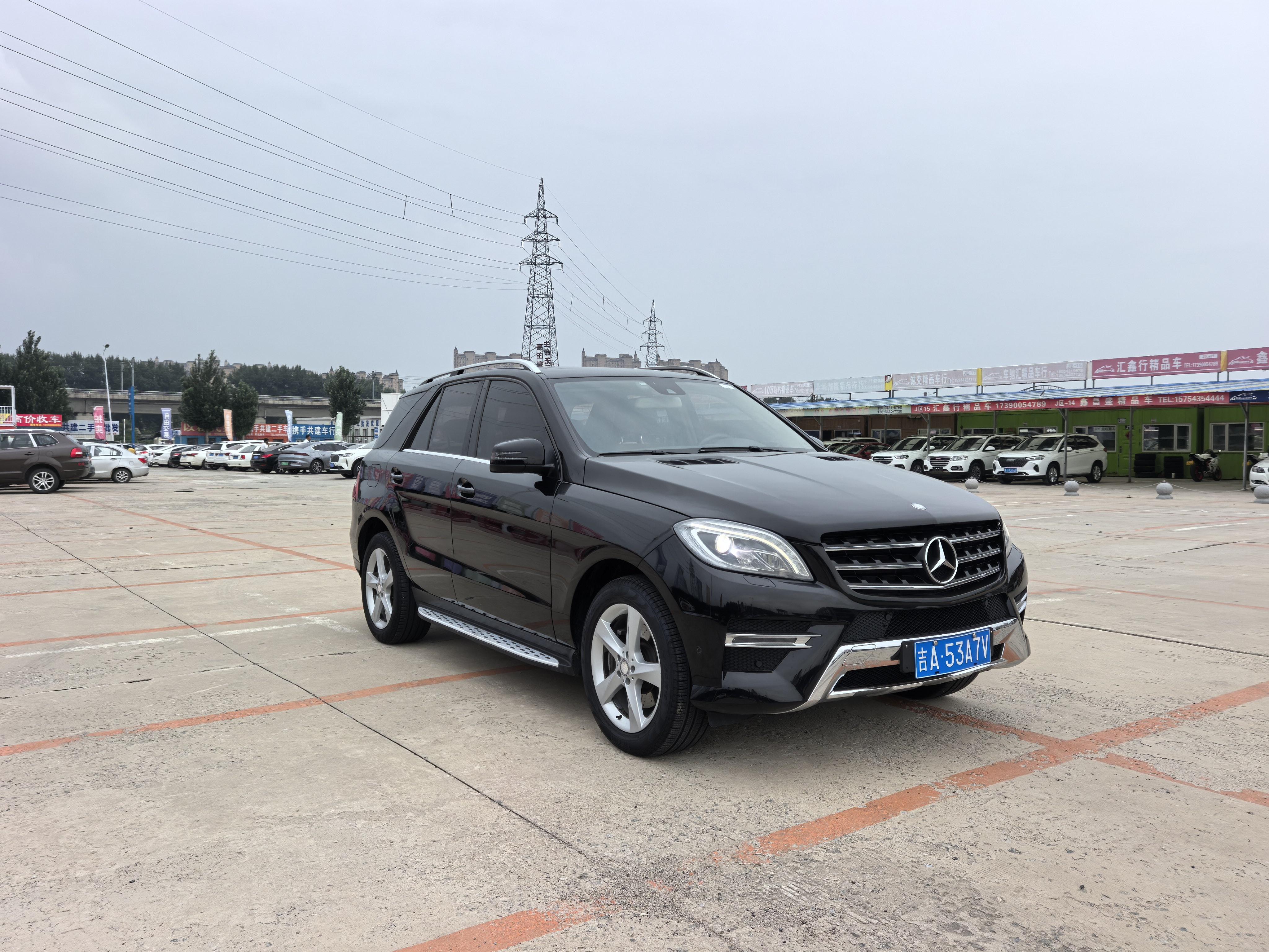 Mercedes-Benz M-Класс 2014 thumb 10