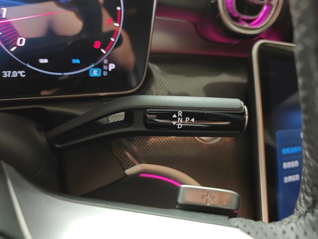 Mercedes-Benz C-Класс 2025 thumb 8