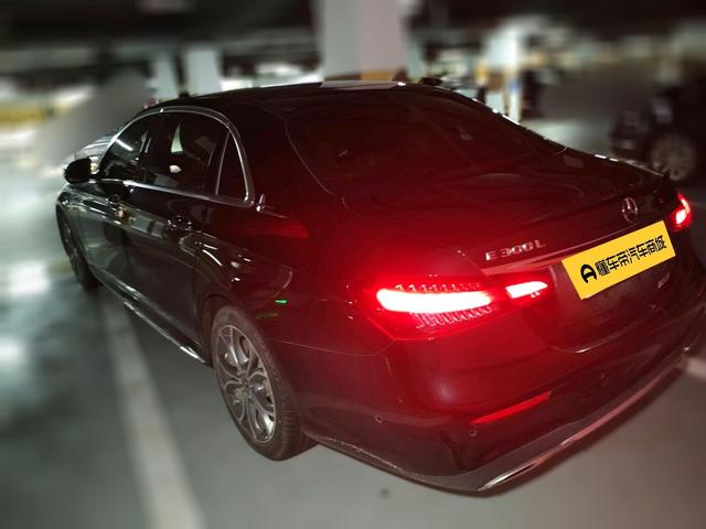 Mercedes-Benz E-Класс 2022 thumb 2