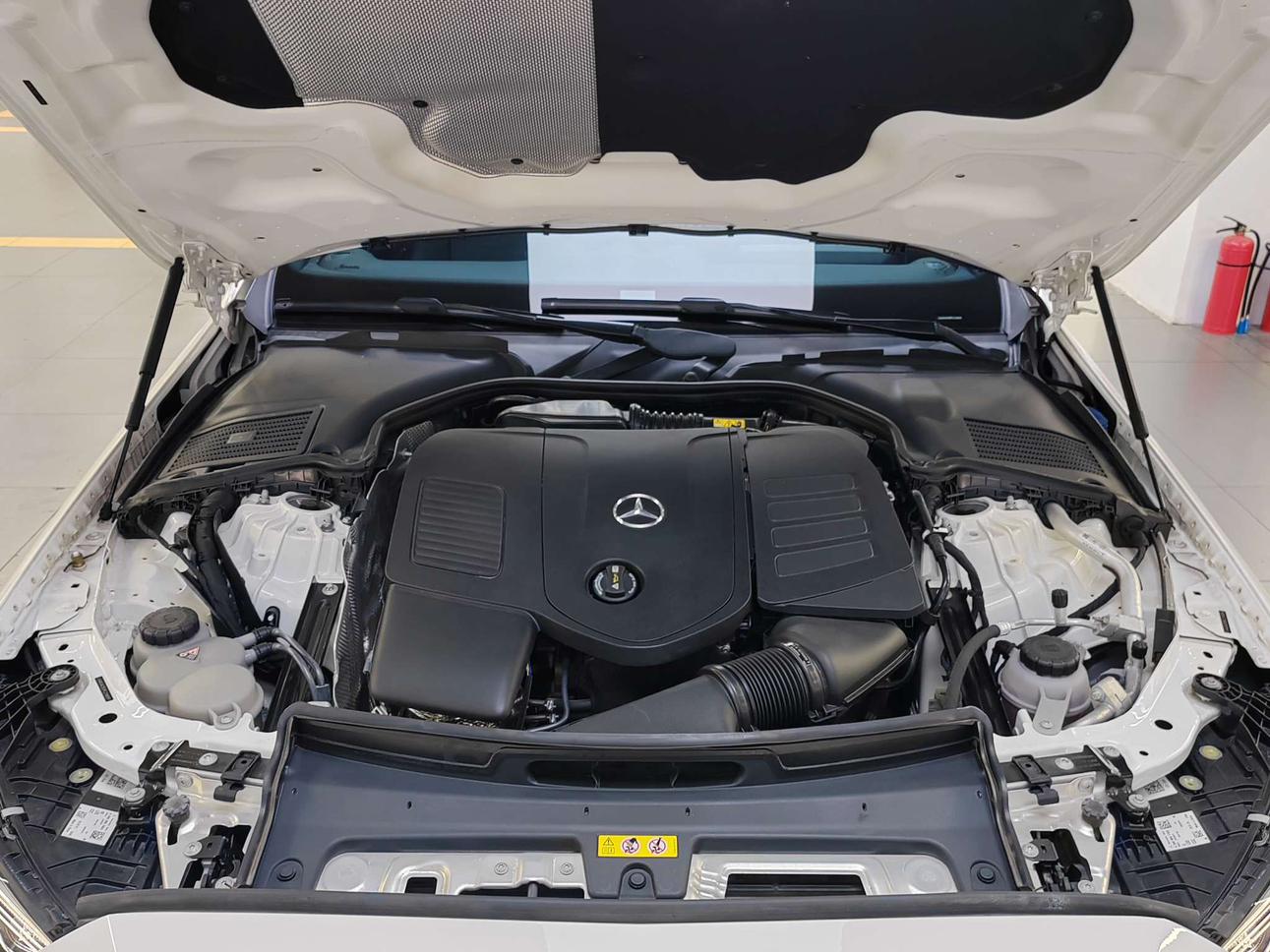 Mercedes-Benz C-Класс 2023 thumb 6