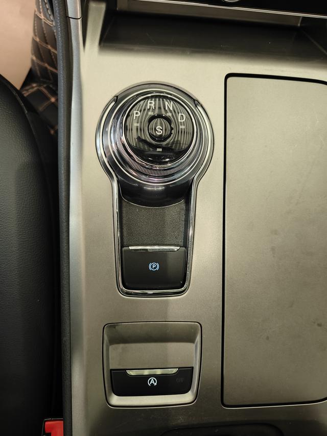 Ford Mondeo 2020 thumb 12