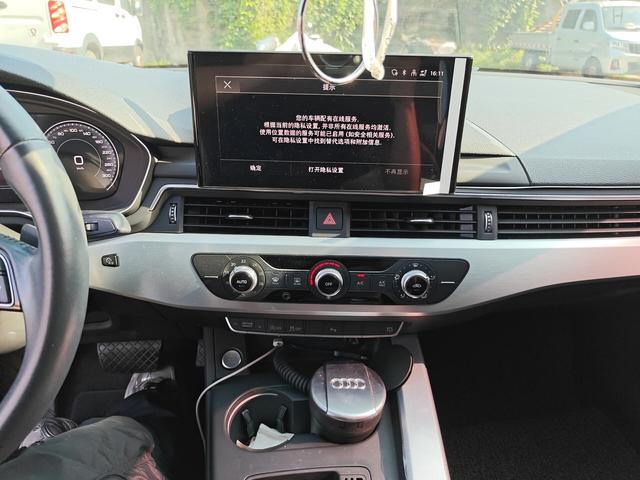 Audi A4 2020 thumb 6