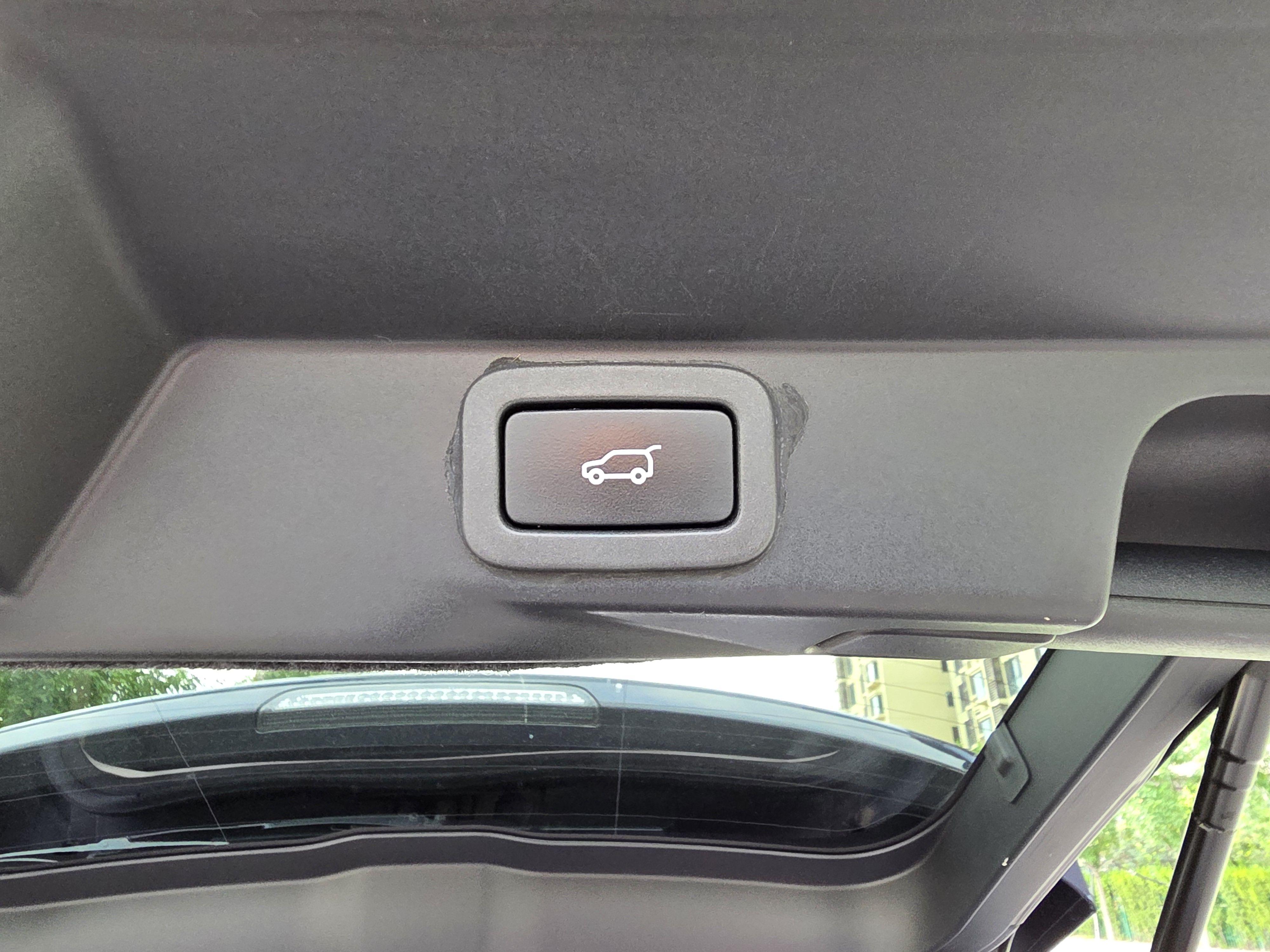 Land Rover Range Rover Sport 2014 thumb 8