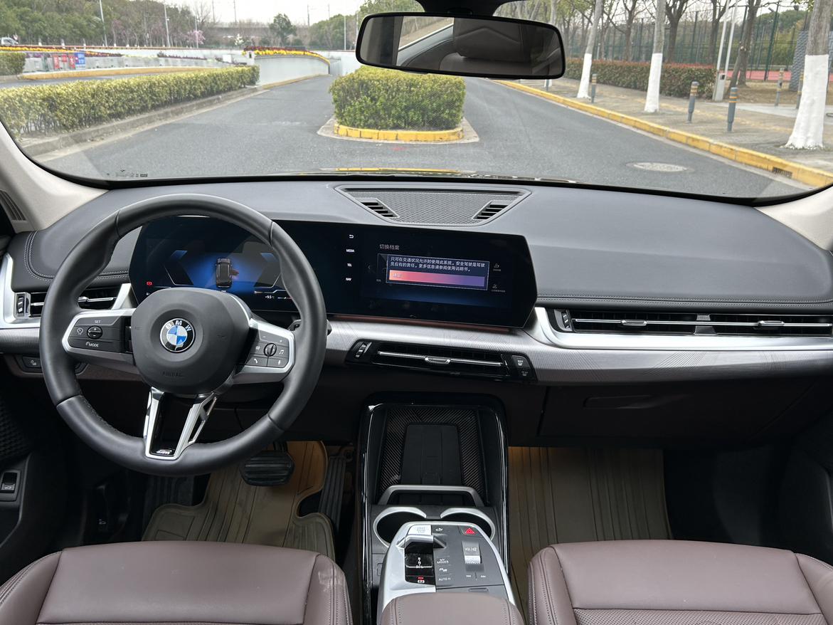 BMW X1 2023 thumb 5