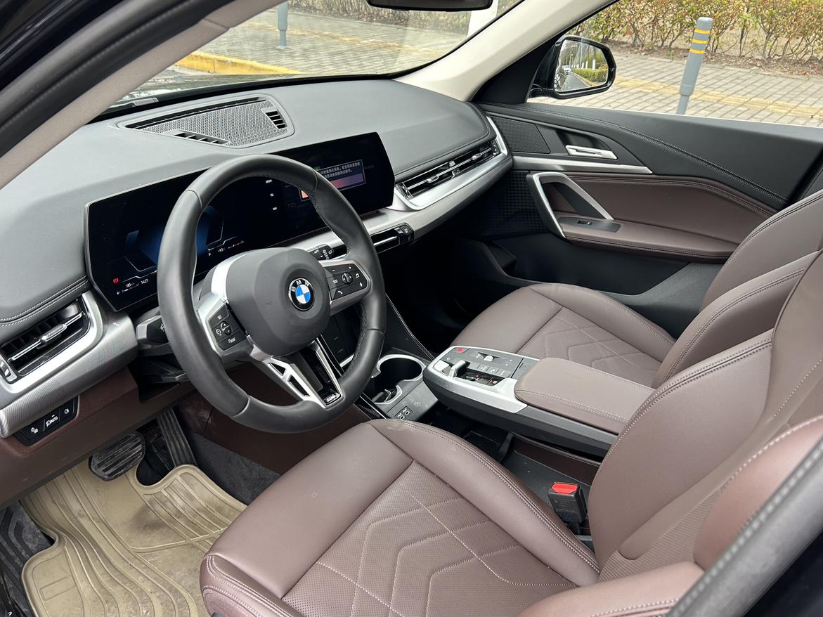 BMW X1 2023 thumb 9
