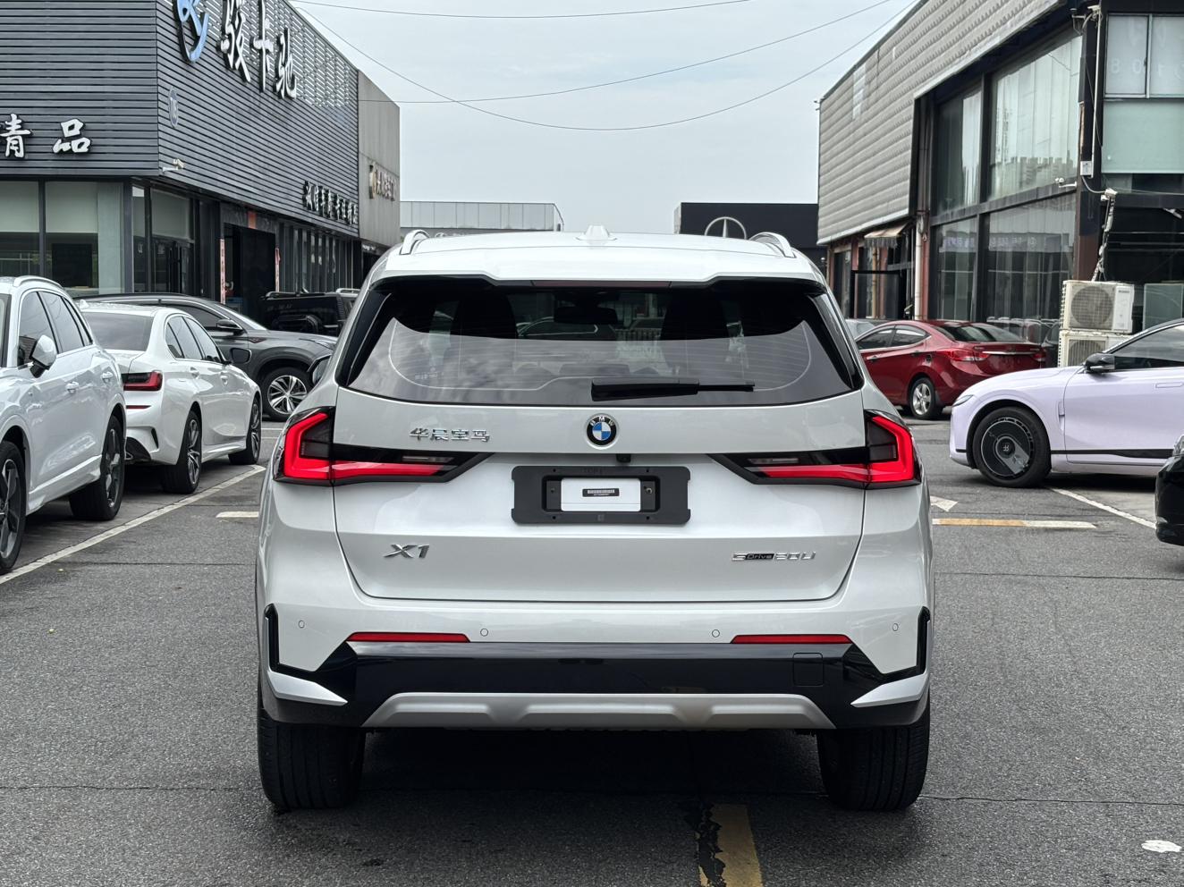 BMW X1 2023 thumb 3