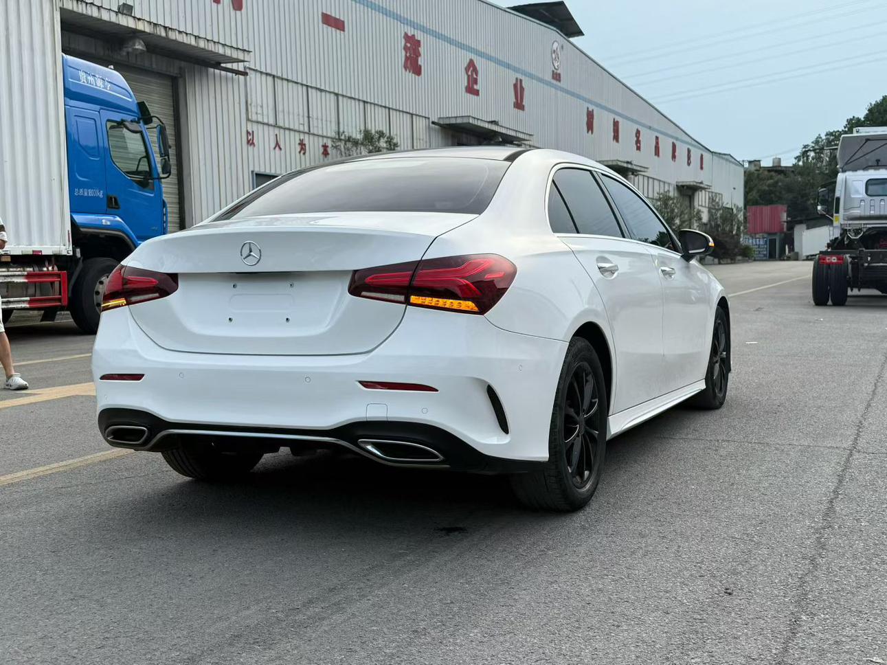 Mercedes-Benz A-Класс 2020 thumb 4