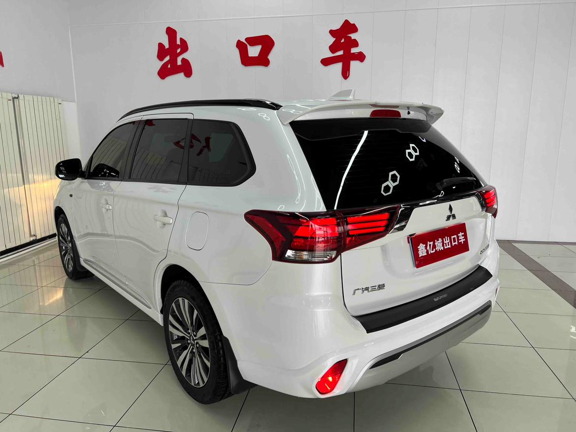Mitsubishi Outlander 2021 thumb 2