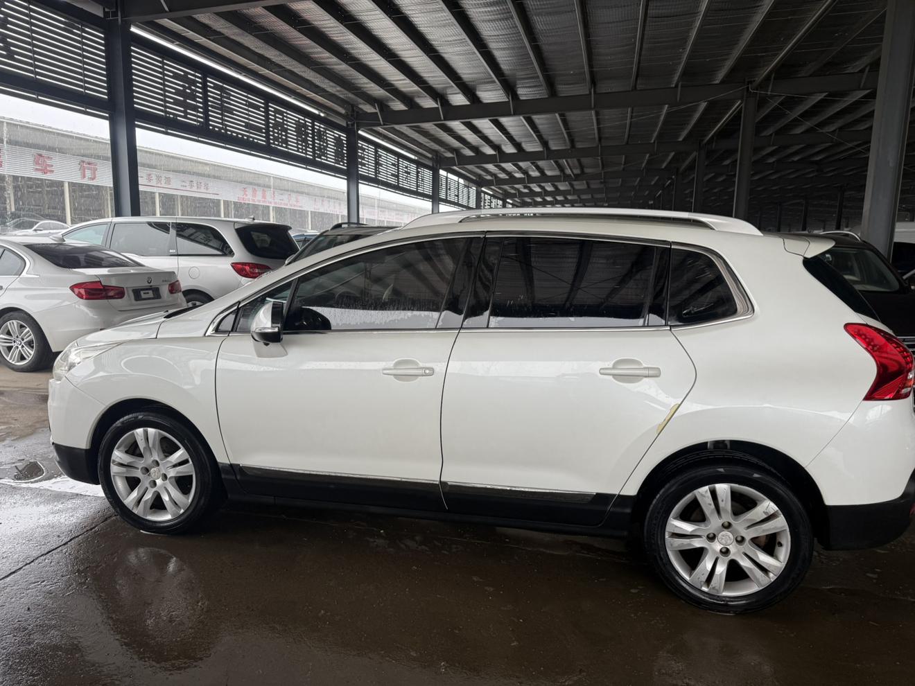 Peugeot 3008 2013 thumb 2