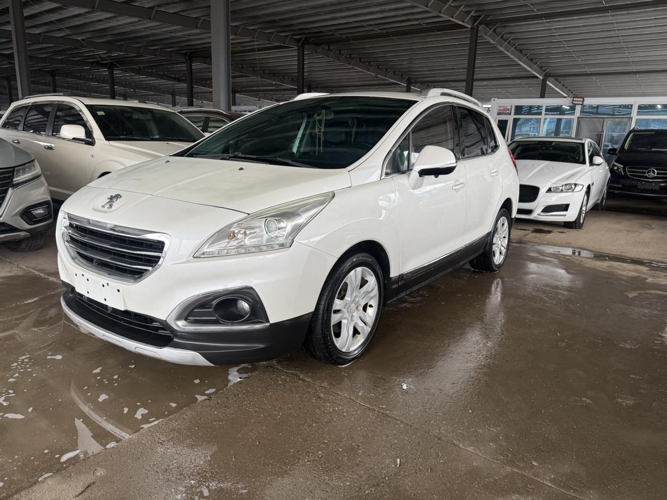 Peugeot 3008 2013 thumb 11