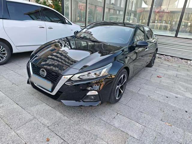 Nissan Altima 2021 thumb 2