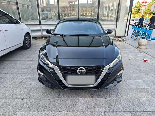 Nissan Altima 2021 thumb 3