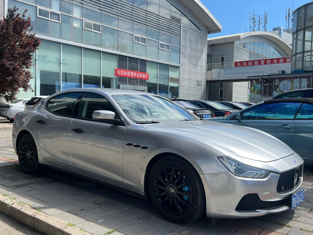 Maserati Ghibli 2014 thumb 10