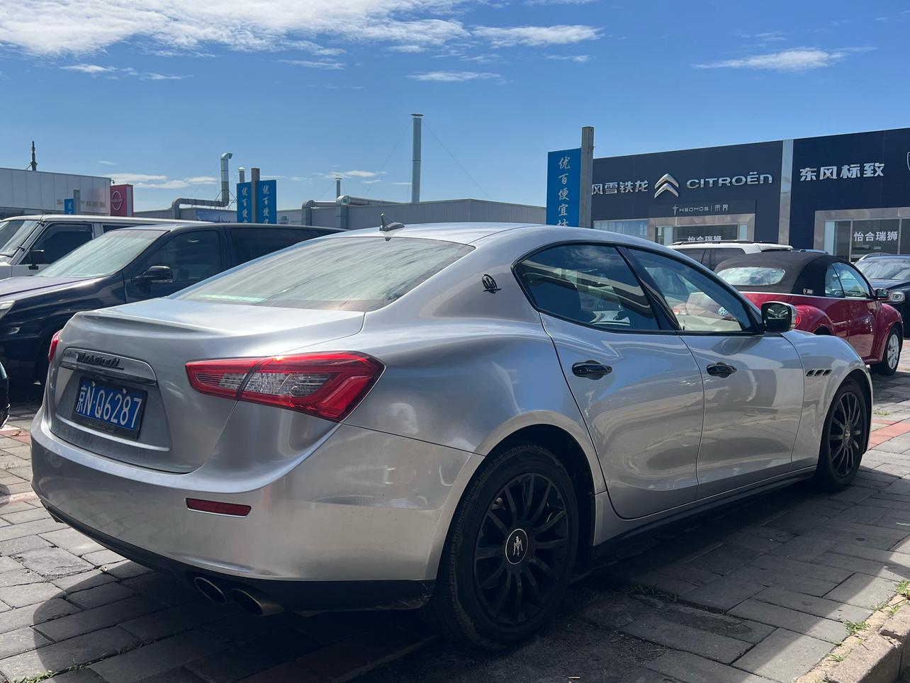 Maserati Ghibli 2014 thumb 12