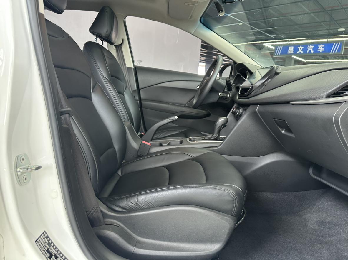Chevrolet Cavalier 2019 thumb 11
