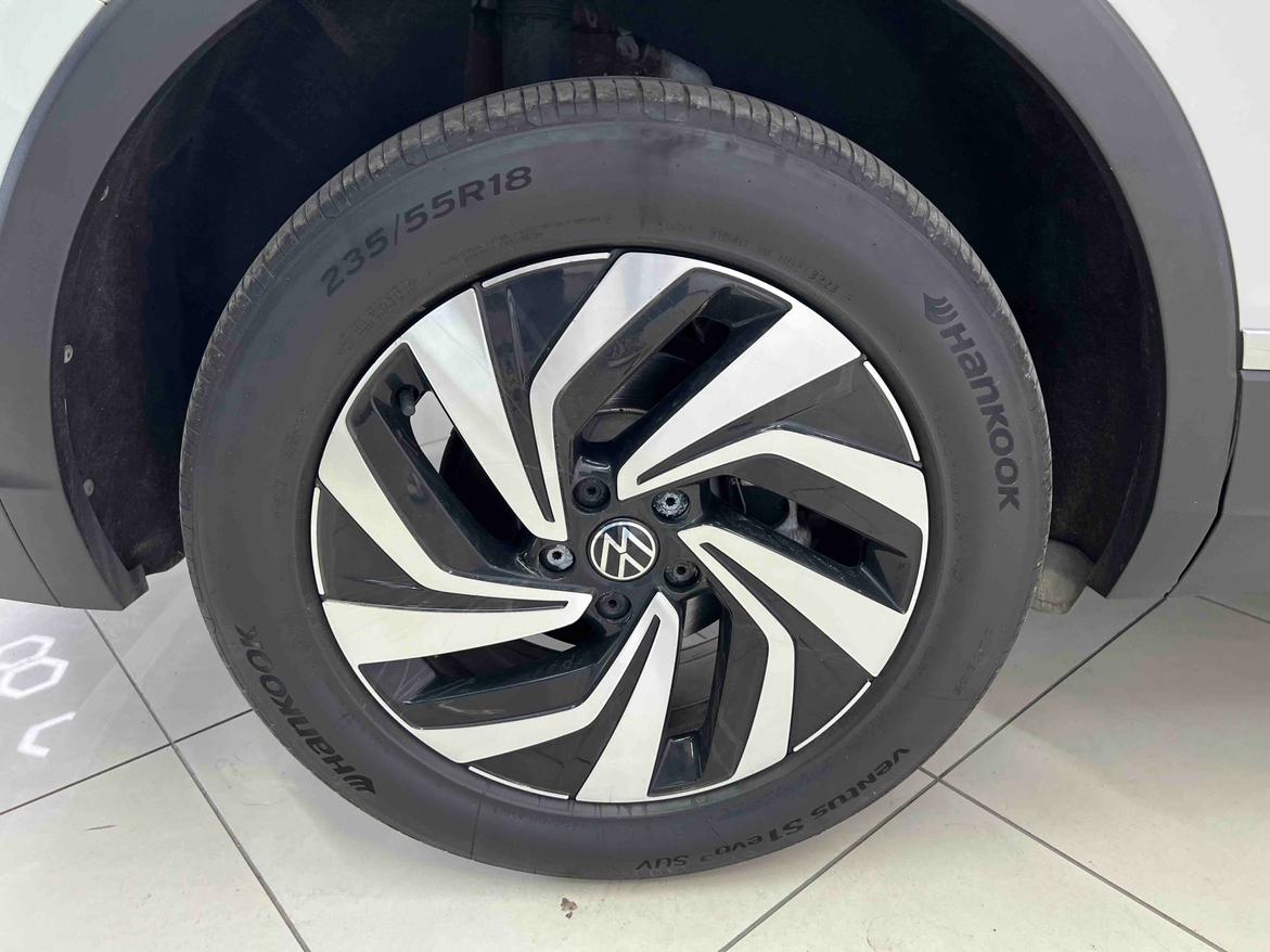 Volkswagen Tiguan 2023 thumb 5