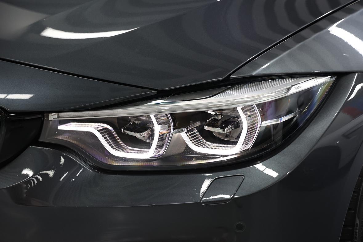 BMW M4 2017 thumb 10