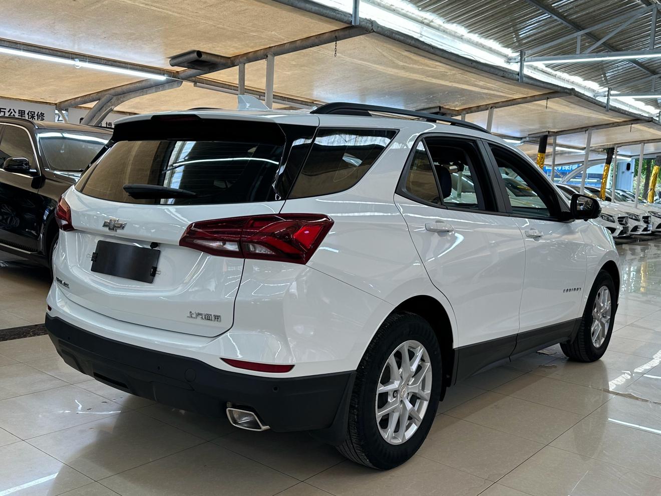 Chevrolet Equinox 2023 thumb 4