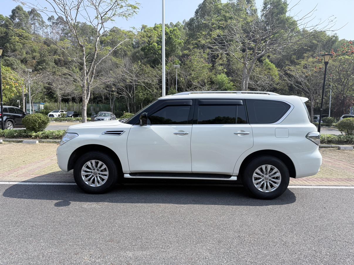 Nissan Terra 2017 thumb 2