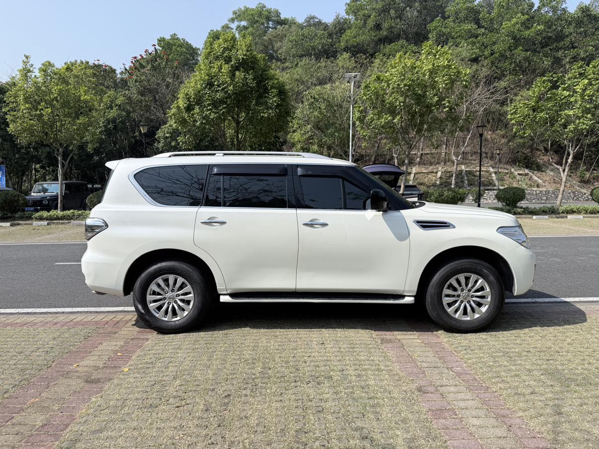 Nissan Terra 2017 thumb 6