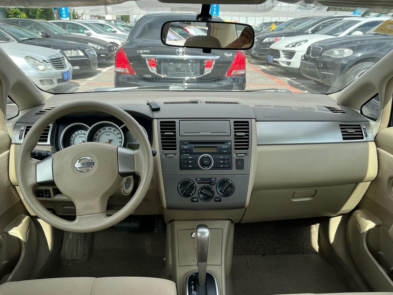 Nissan Tiida 2009 thumb 5