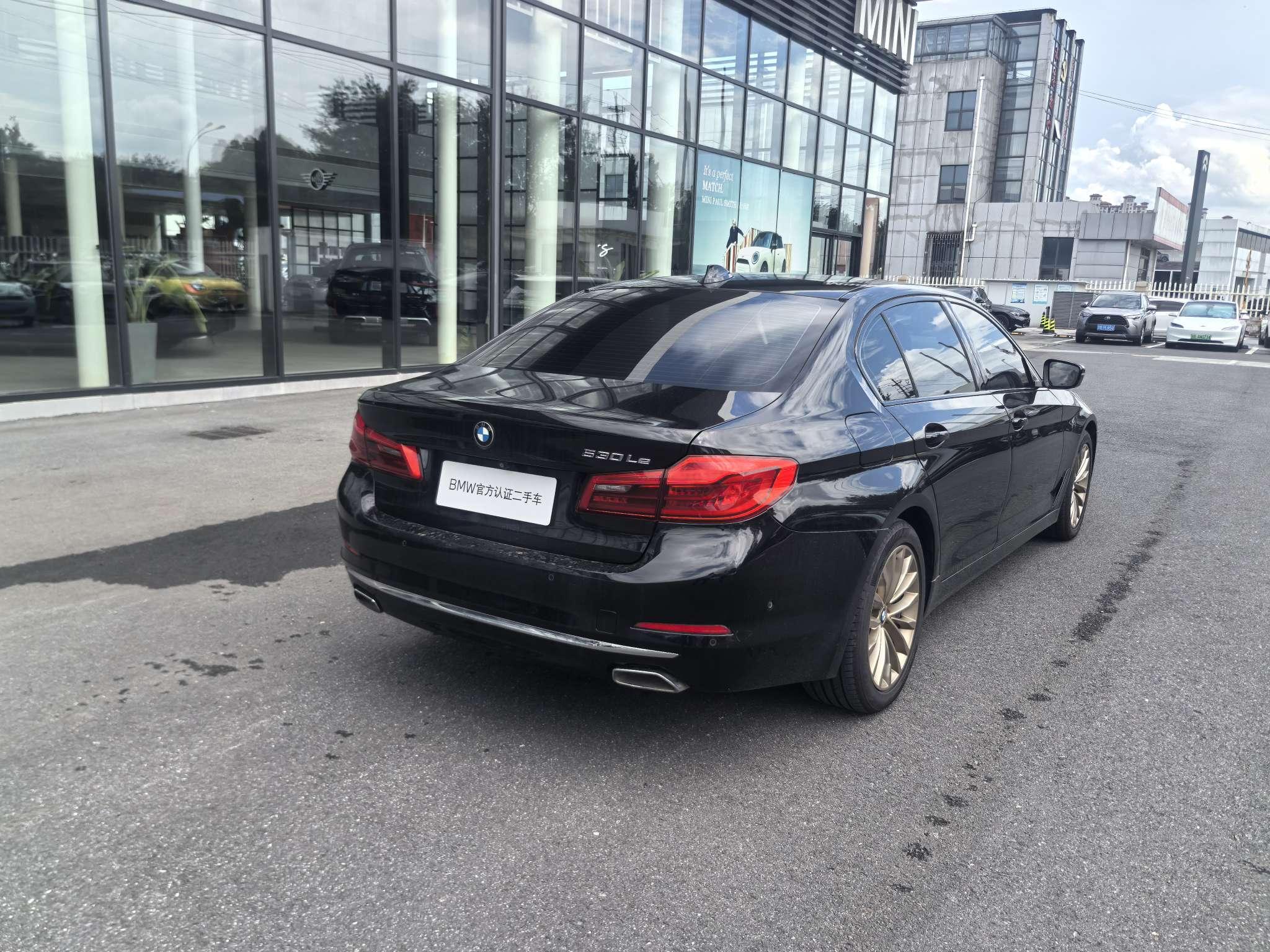 BMW 5 серии 2020 thumb 3