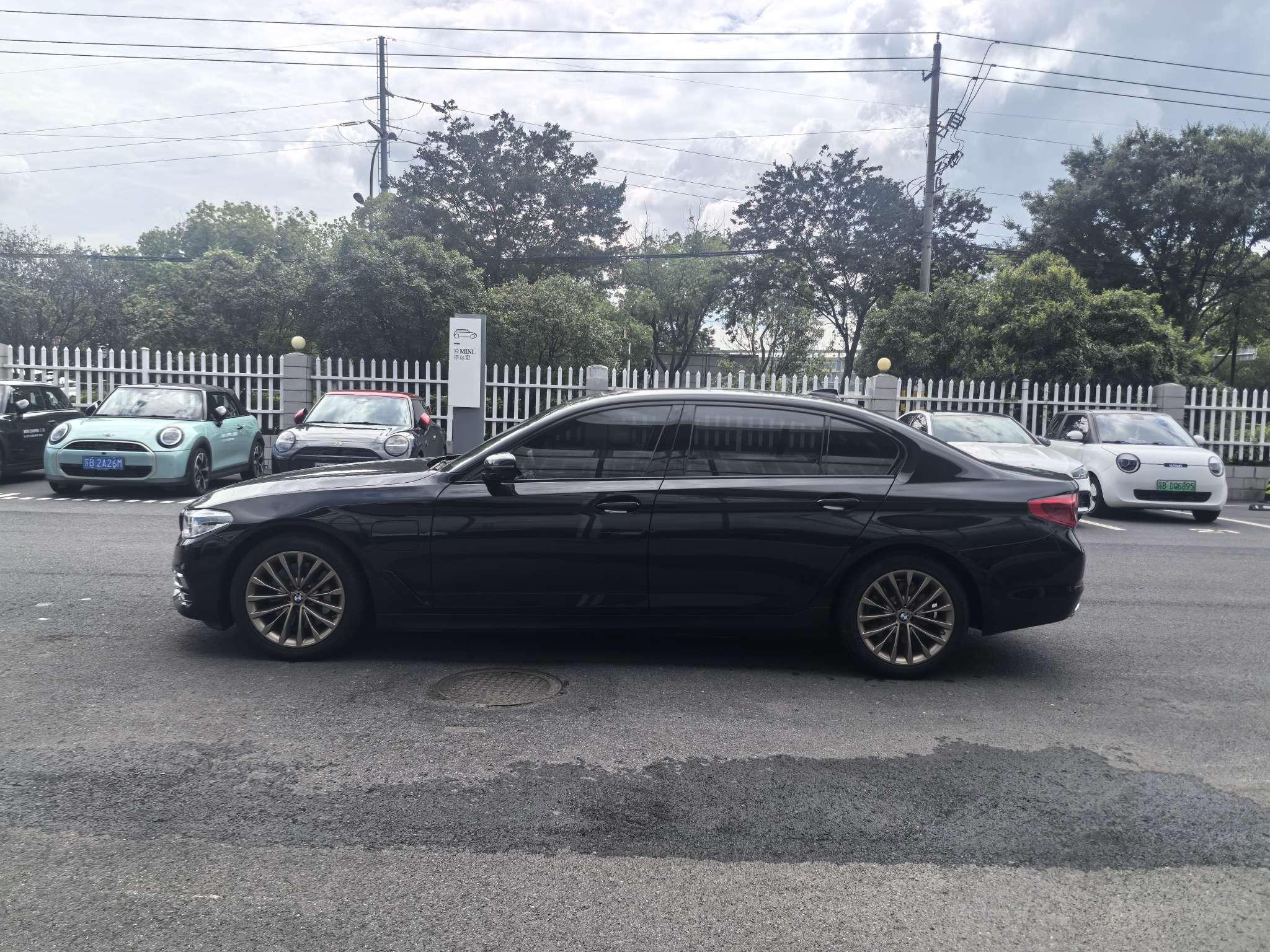 BMW 5 серии 2020 thumb 11