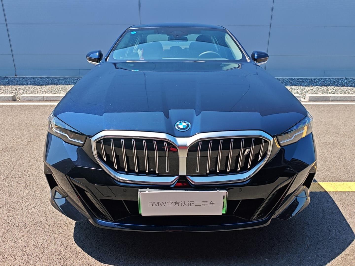 BMW i5 2025 thumb 9