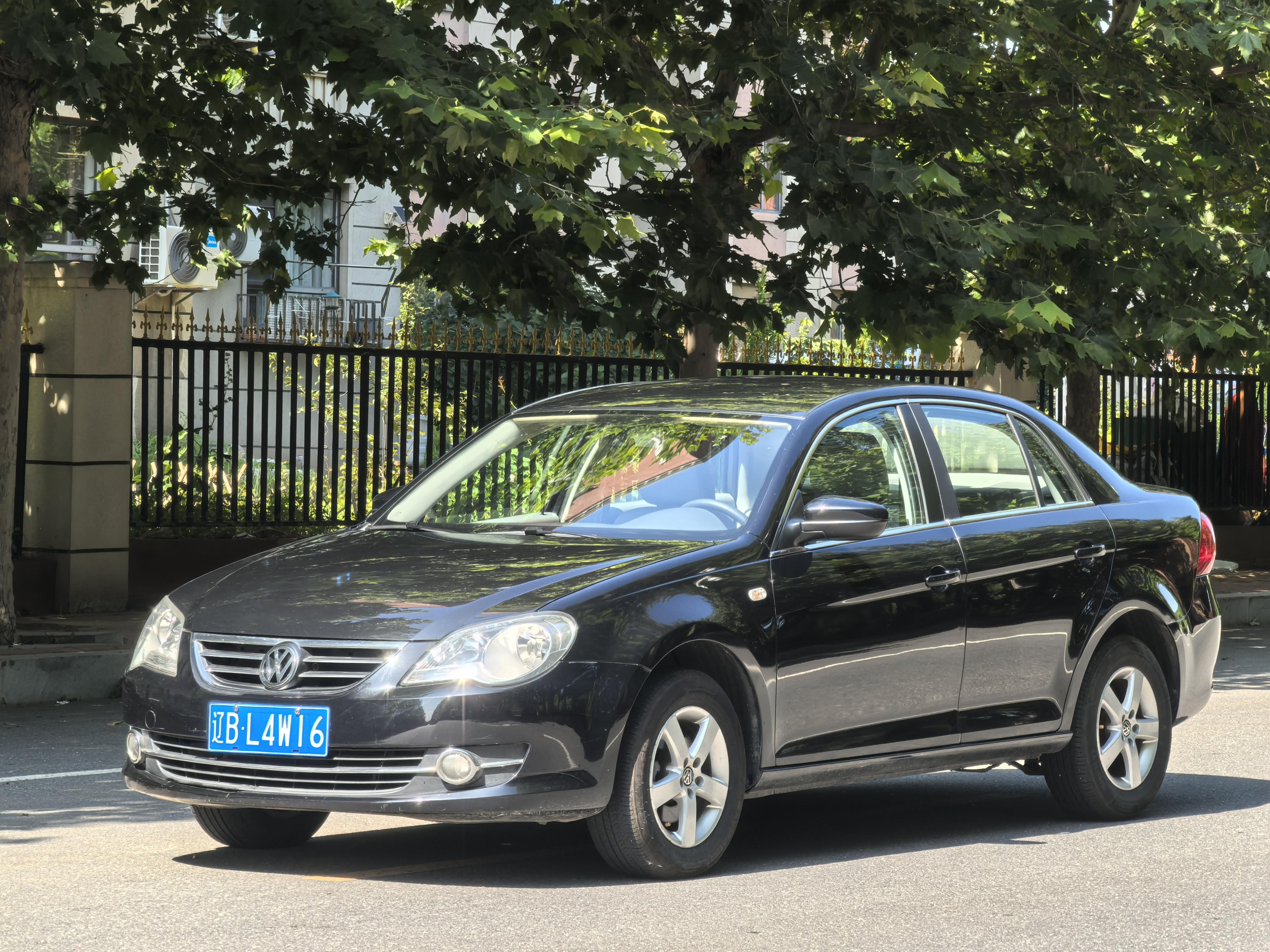 Volkswagen Bora 2012 thumb 8