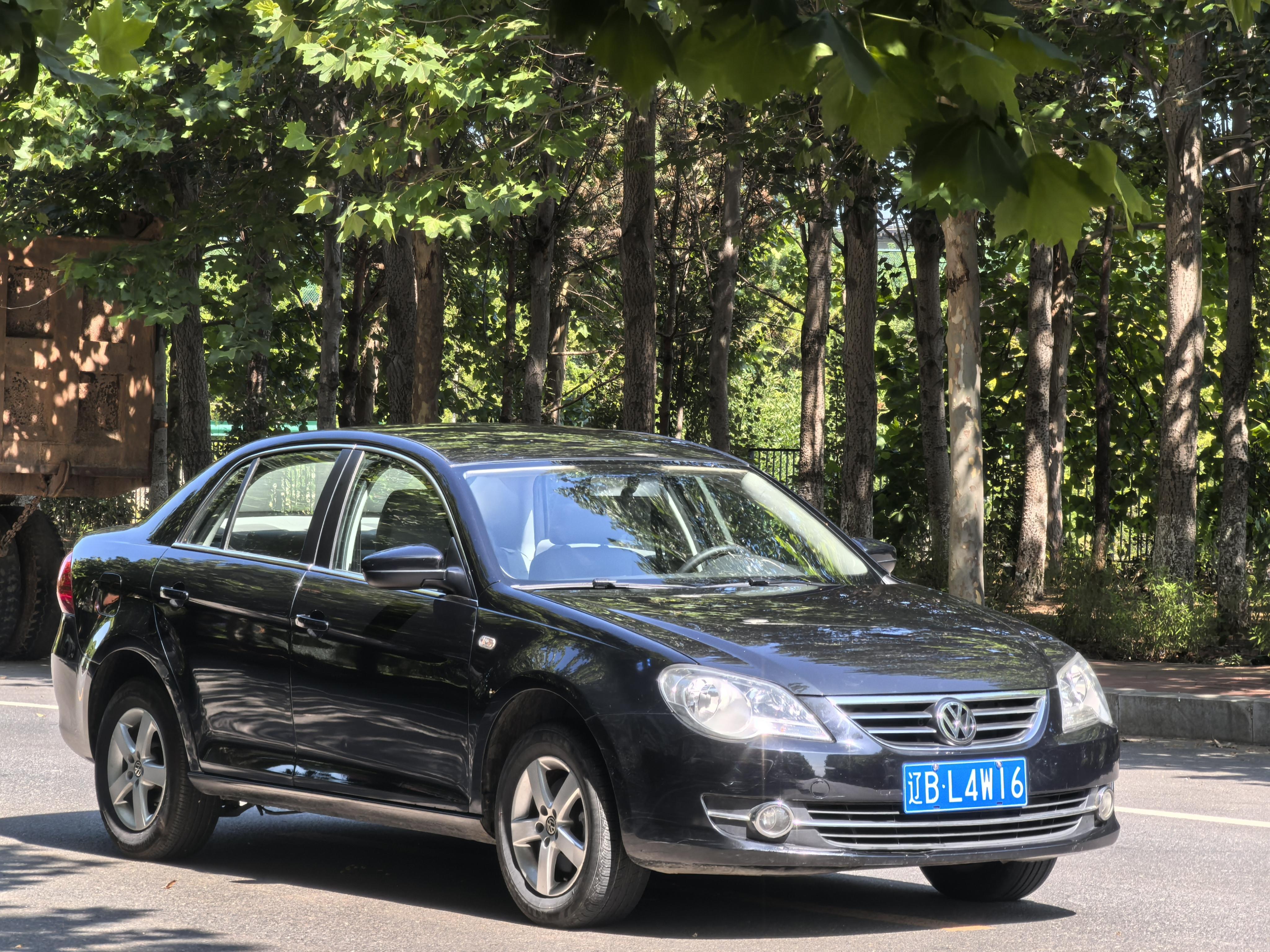 Volkswagen Bora 2012 thumb 10