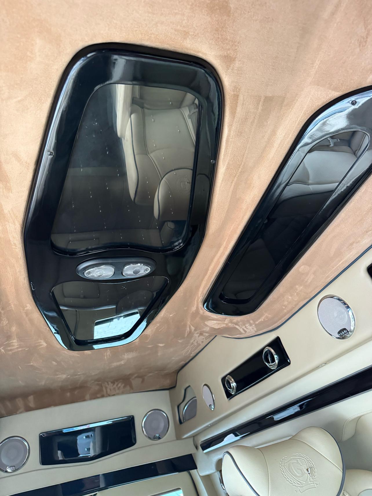 GMC Savana 2011 thumb 6