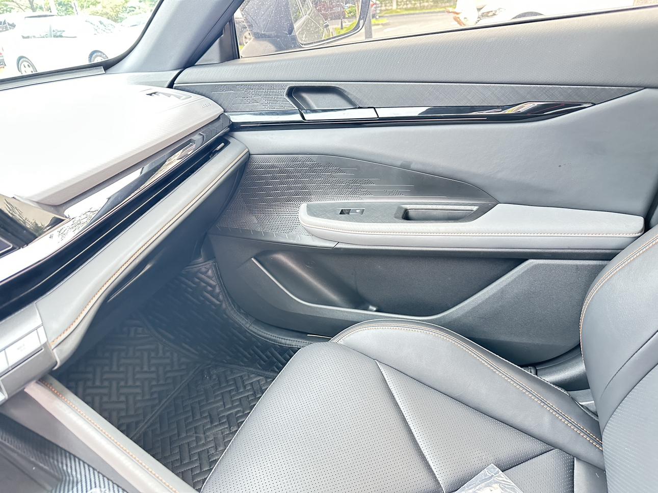 Changan UNI-V 2022 thumb 5