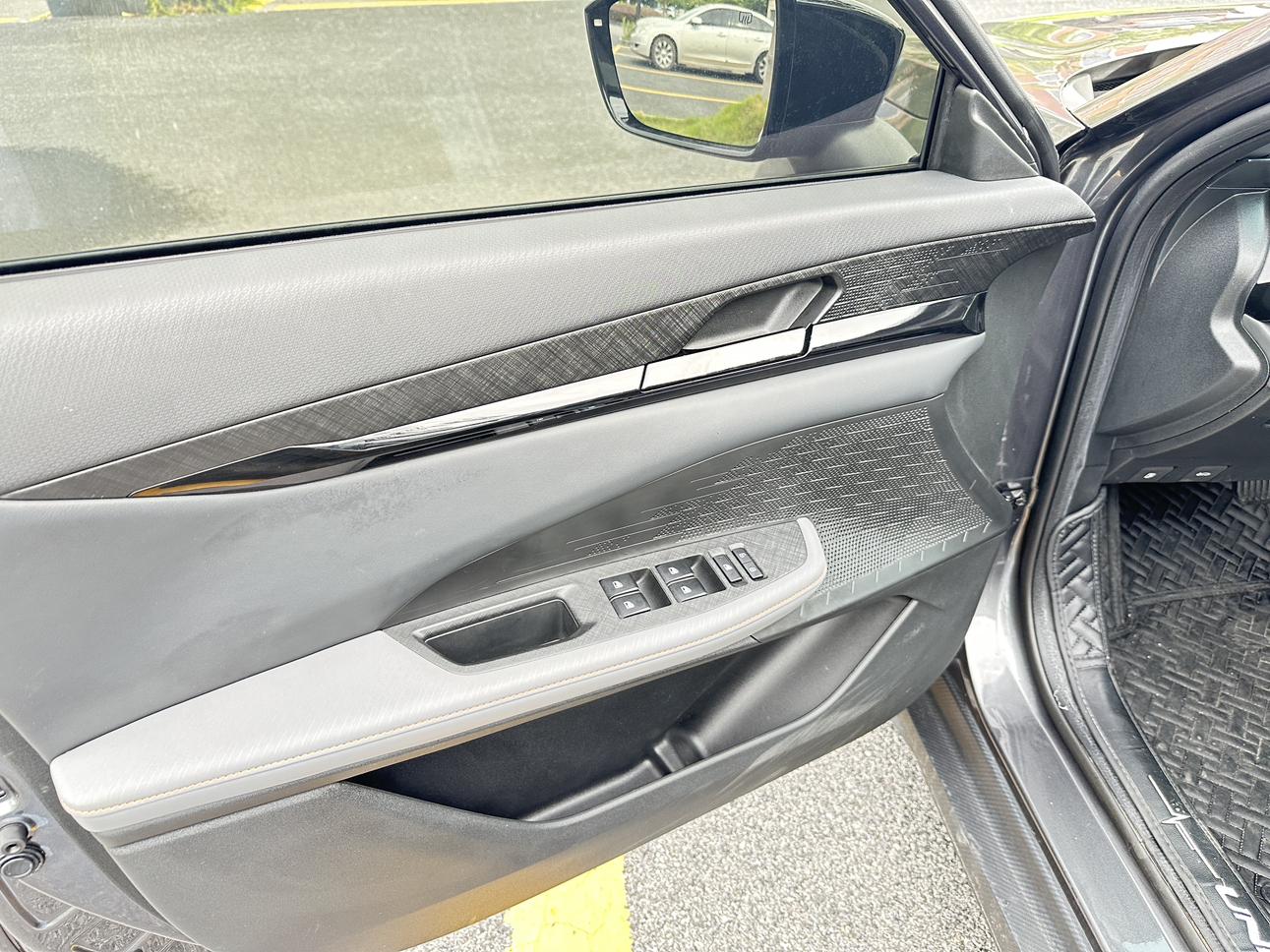 Changan UNI-V 2022 thumb 6