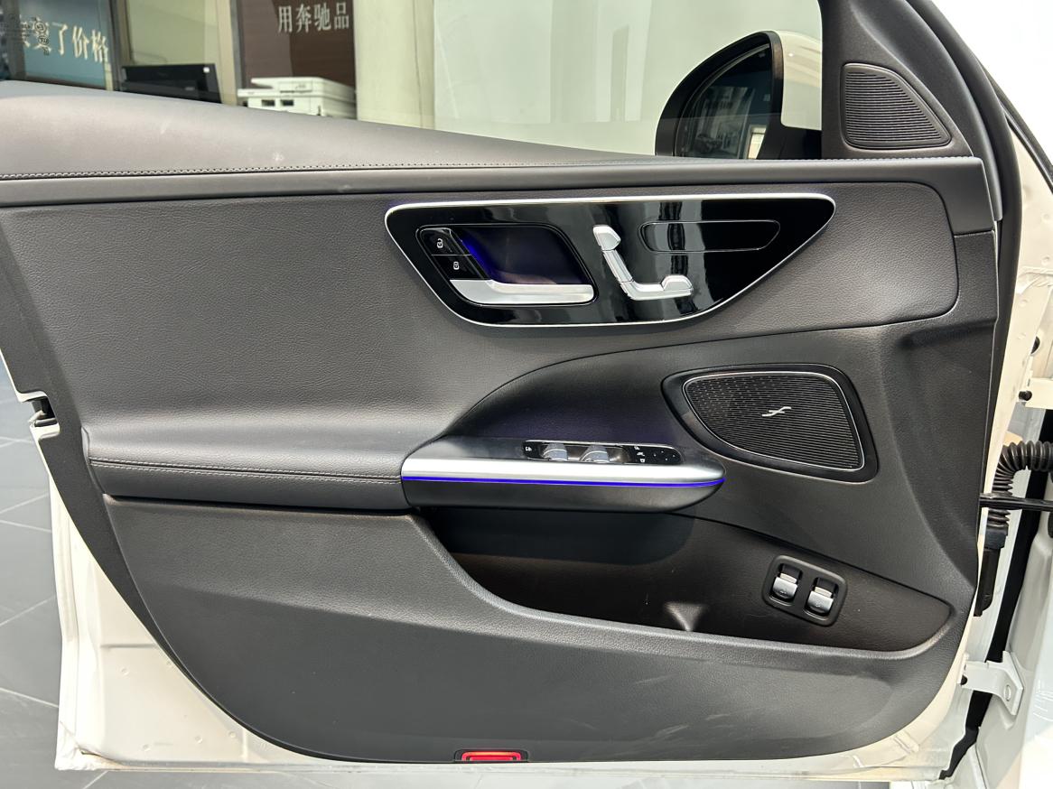 Mercedes-Benz C-Класс 2024 thumb 11