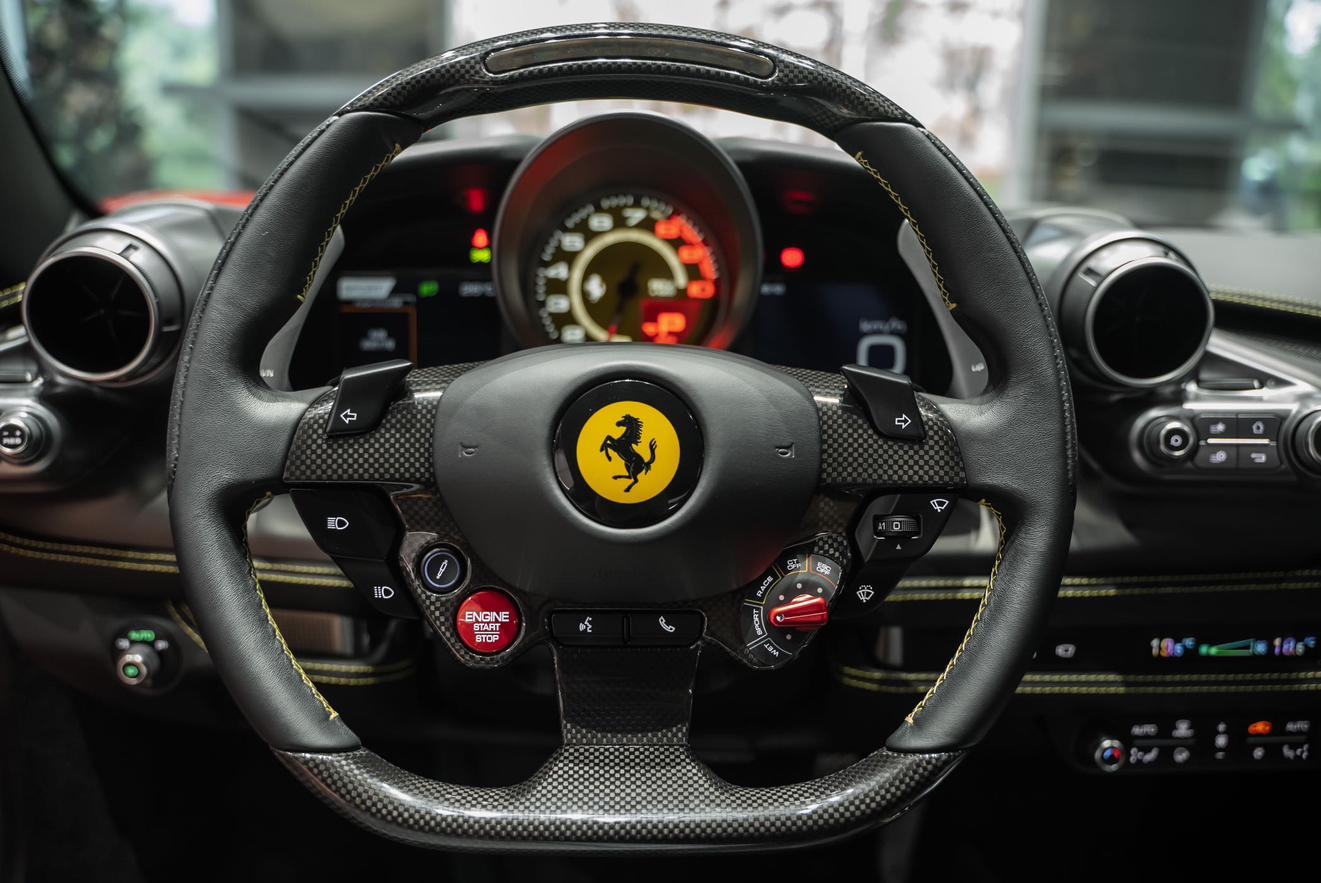 Ferrari F8 2020 thumb 10