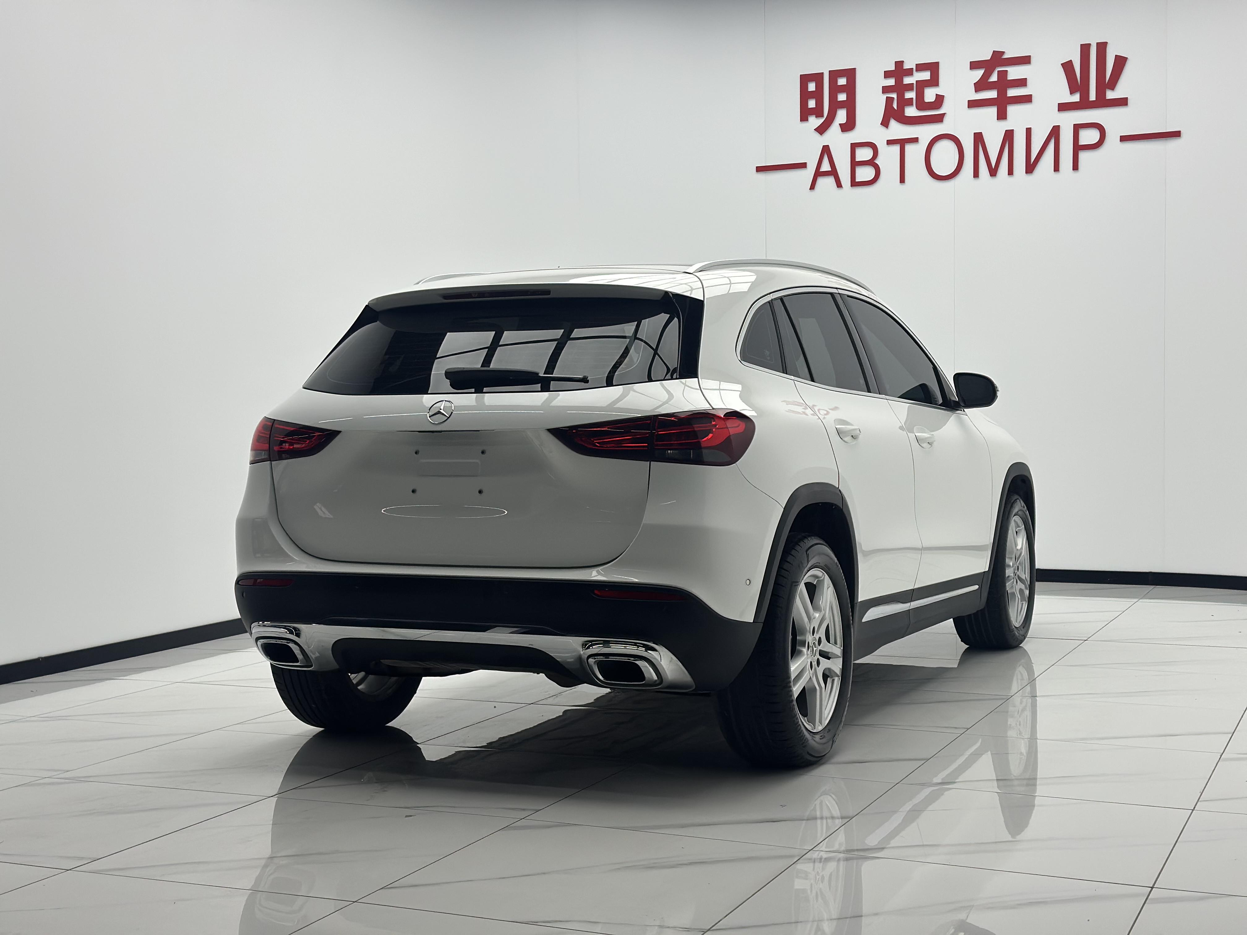 Mercedes-Benz GLA 2022 thumb 4