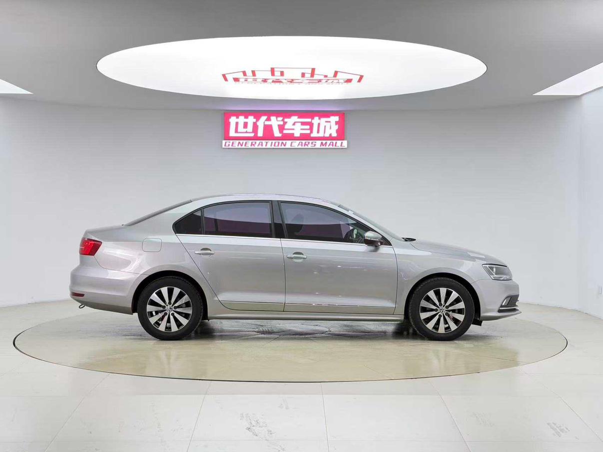 Volkswagen Sagitar 2018 thumb 5