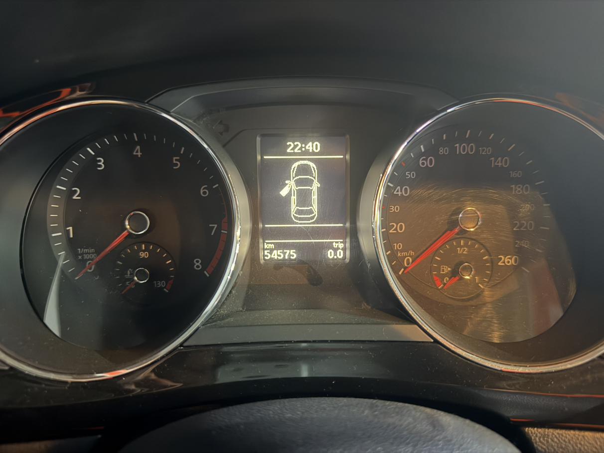 Volkswagen Sagitar 2018 thumb 9